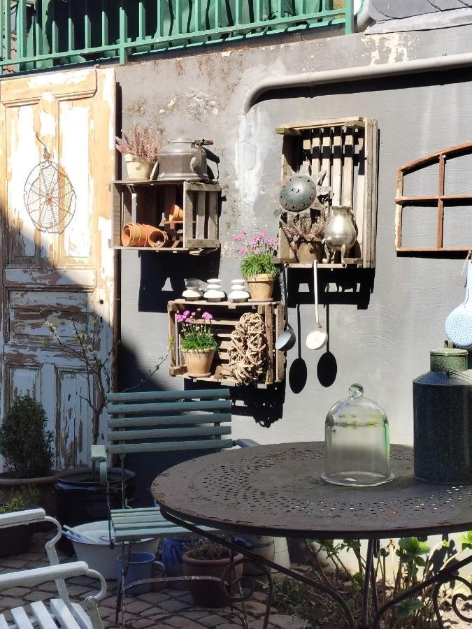 Ferienwohnung Am Schlossberg ゾーリンゲン エクステリア 写真